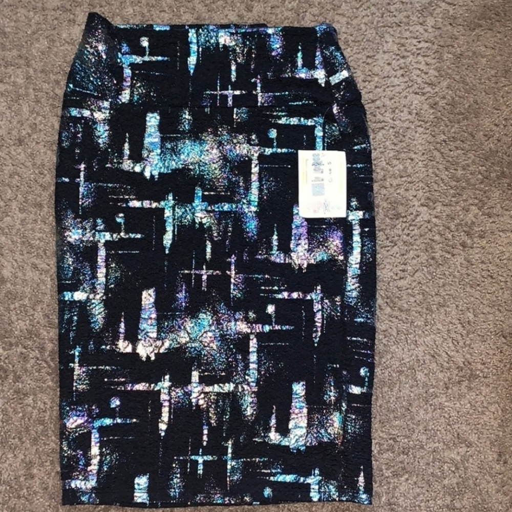 NWOT LuLaRoe Elegant Cassie Skirt Black Metallic Print Jacquard